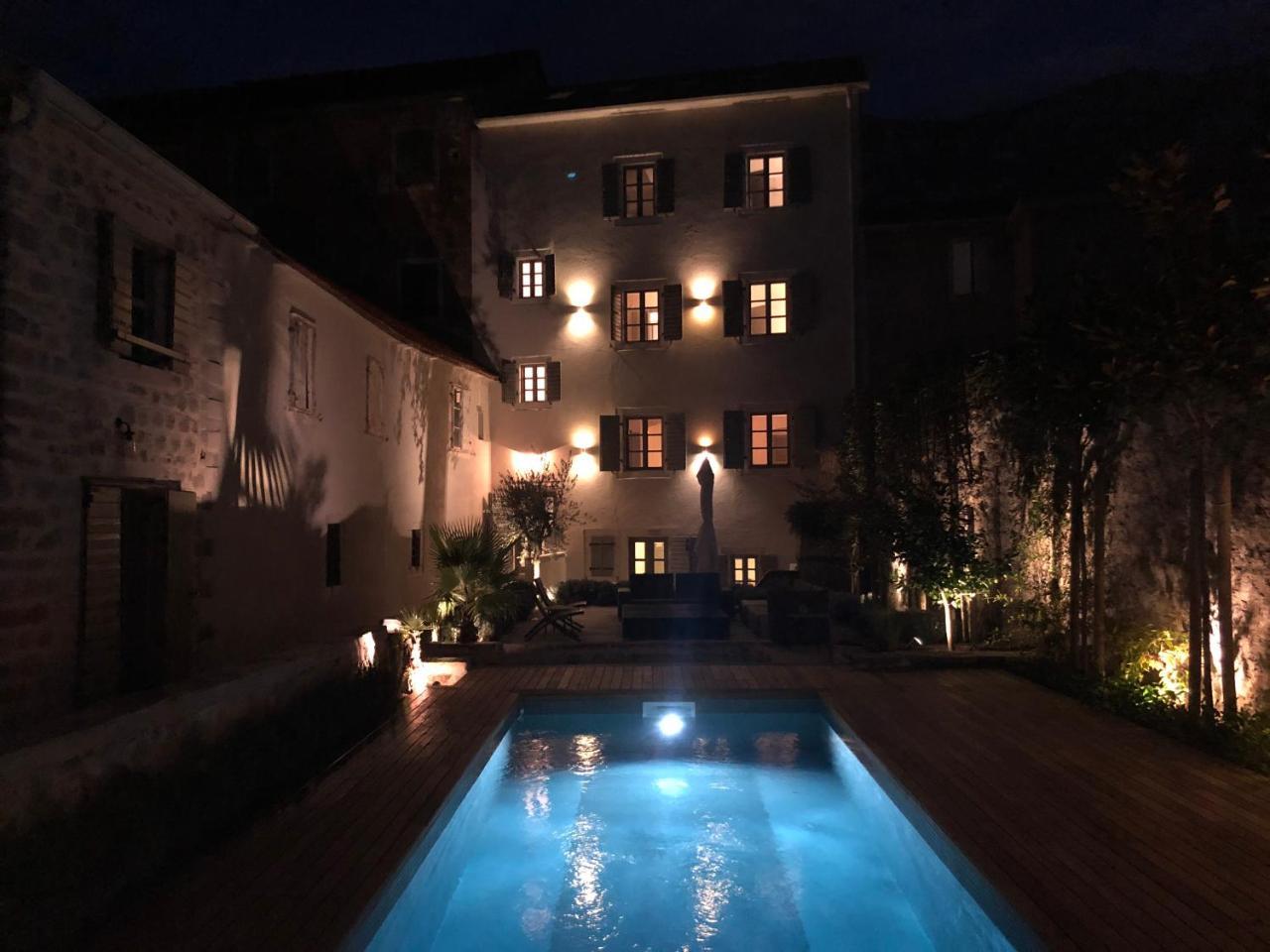Bed and Breakfast Palazzo Sbutega Котор Екстер'єр фото